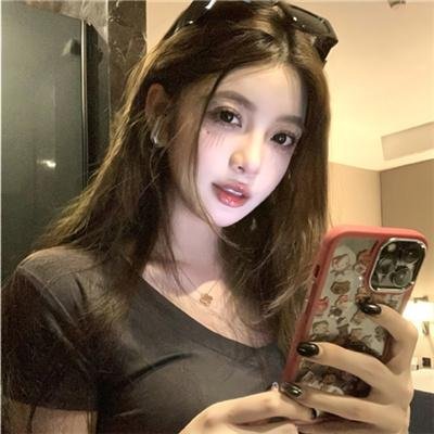 军舰春光