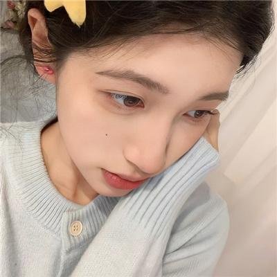满床春色